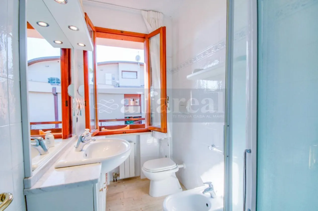Mare, 2 Camere, 2 Bagni E Posto Auto, A Soli 50 M Dal Mare! By Alfareal Кастильоне-делла-Пеская